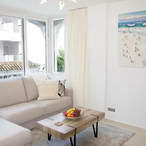 https://luxury-1-bedroom-apartment-next-to-the-casino.es-andalucia.com